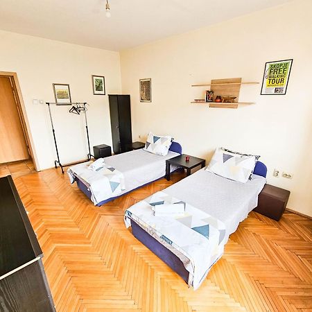Exclusive Apartment at Main Square Skopje Eksteriør billede