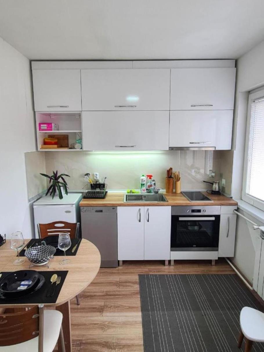 Exclusive Apartment at Main Square Skopje Eksteriør billede