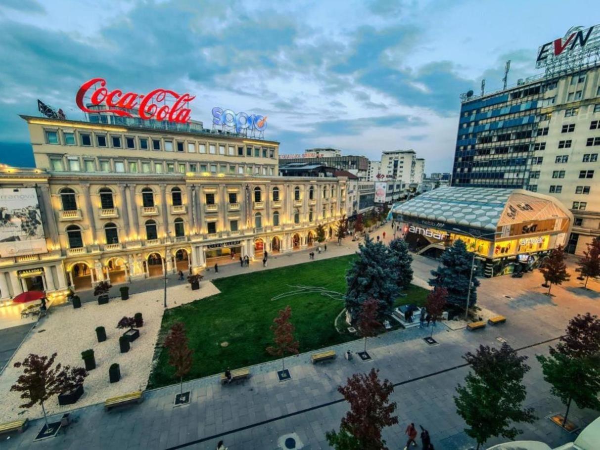 Exclusive Apartment at Main Square Skopje Eksteriør billede