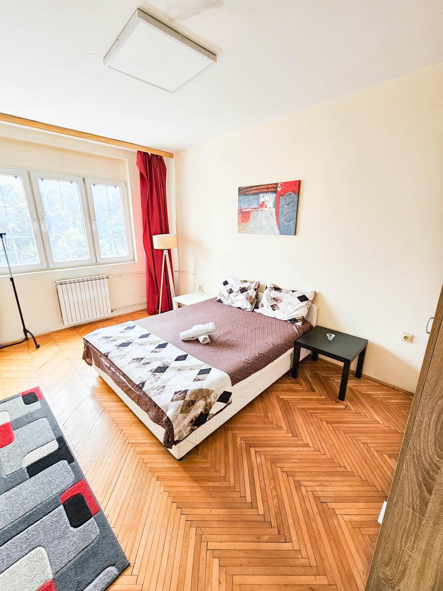 Exclusive Apartment at Main Square Skopje Eksteriør billede