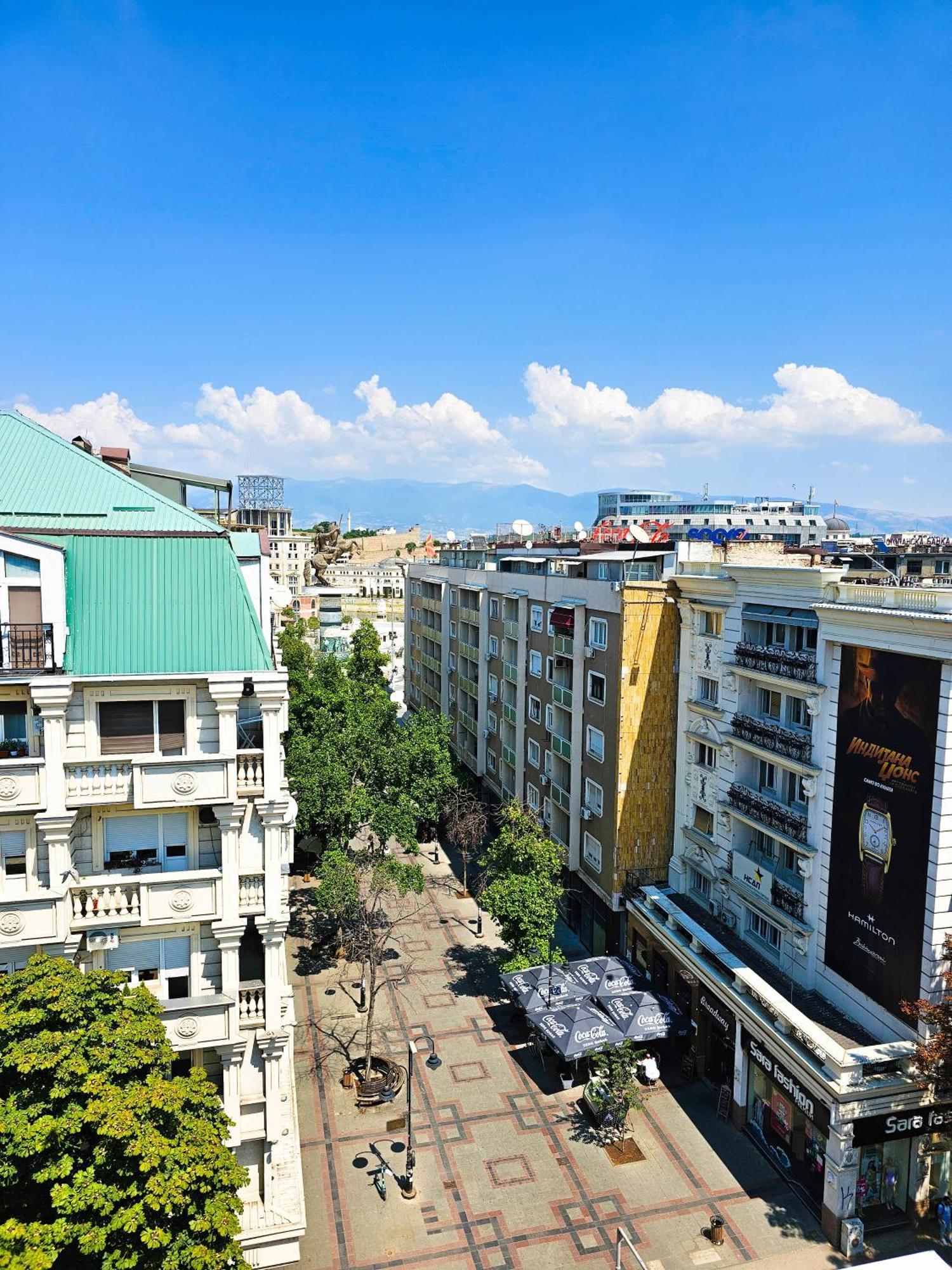 Exclusive Apartment at Main Square Skopje Eksteriør billede